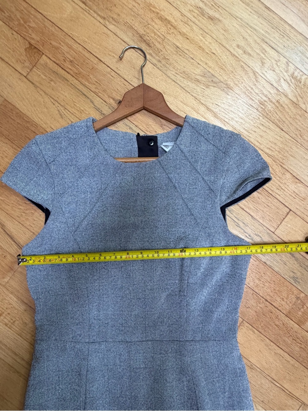H&M Gray Cap-Sleeve Sheath Dress - Picture 6 of 6